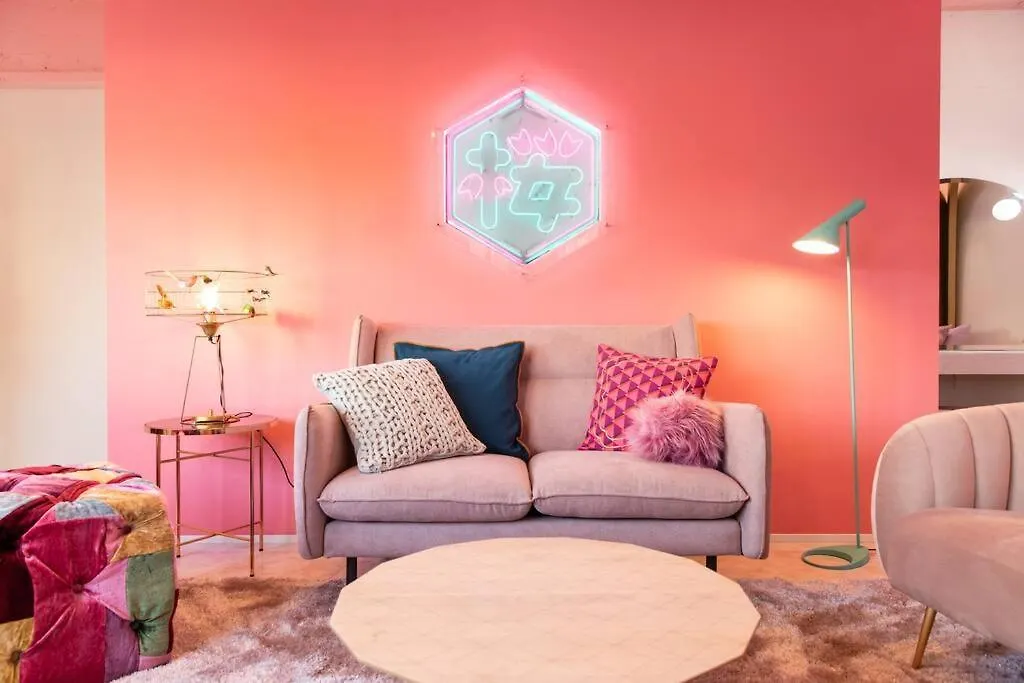 Moshi Moshi Rooms Tokyo 0*,  Japan